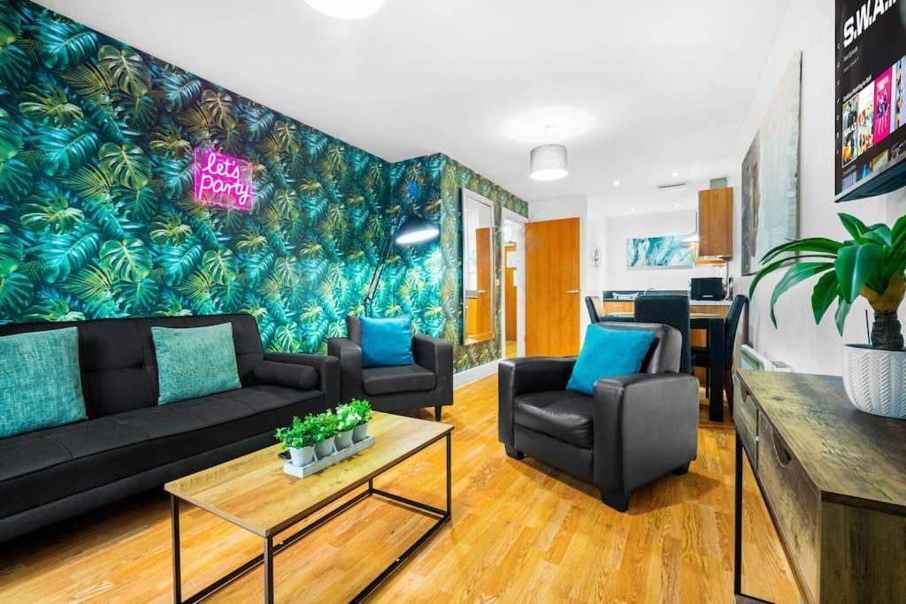 Funky Arcadian Centre Apartment By Azura Nights Birmingham Kültér fotó